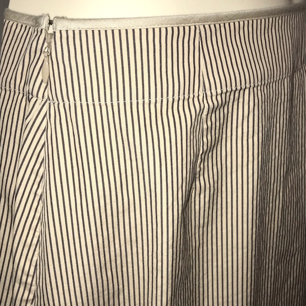 Banana Republic Cotton Vertical Stripe Skirt - 4 - Picture 4 of 6